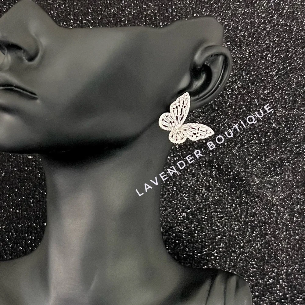 💎 NEW 14K Gold plated Diamond Butterfly 🦋 Earrings & Necklace Set